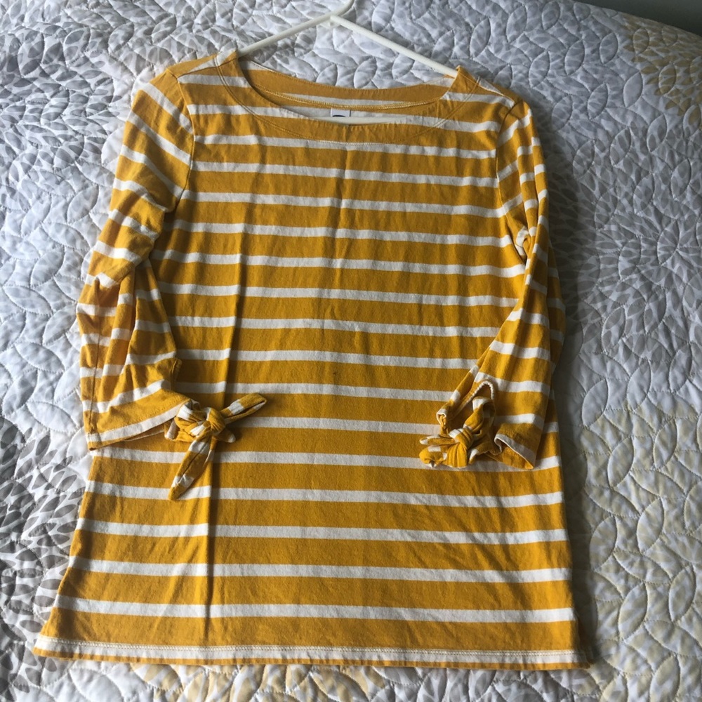 Quarter-Sleeved Shirt